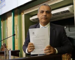 Desembargadora derruba liminar...